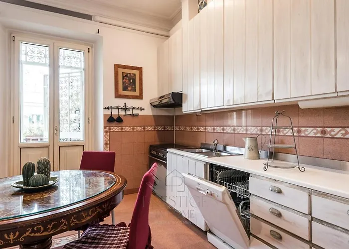 New! Finestra Su San Pietro *